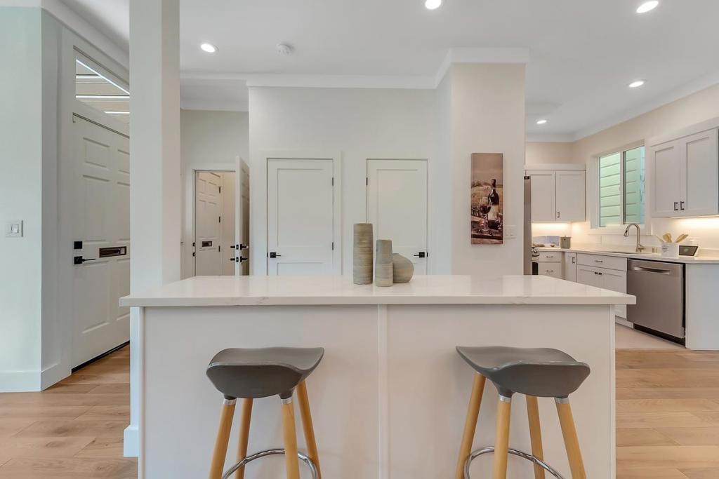 321 Castro Street Property Photo 15