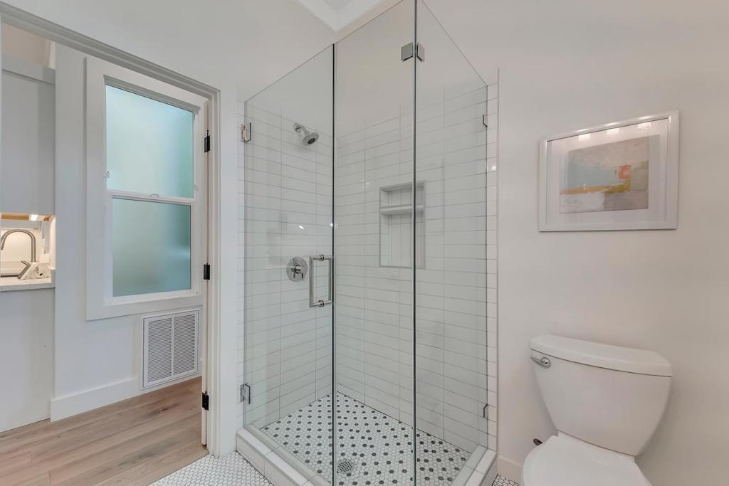 321 Castro Street Property Photo 20