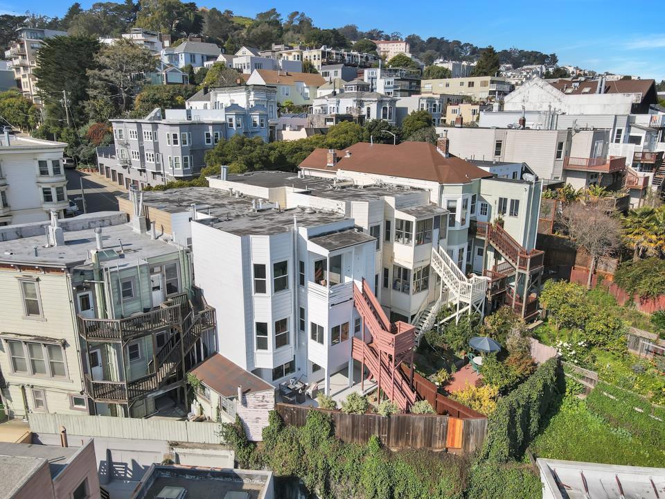 321 Castro Street Property Photo 47
