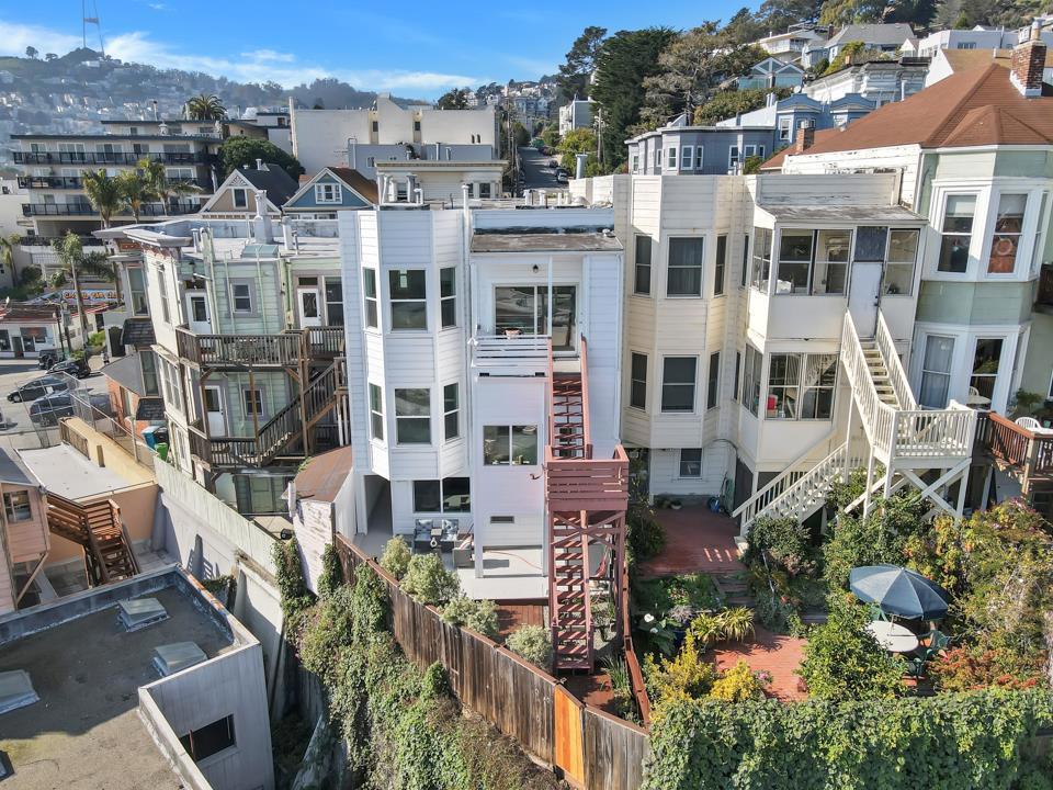 321 Castro Street Property Photo 48