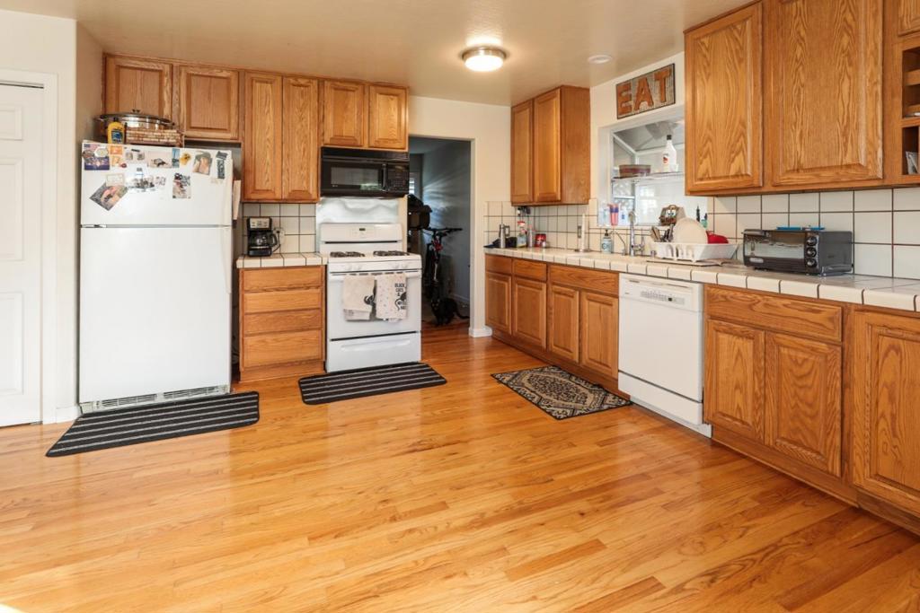 1150 Shamrock Drive Property Photo 7