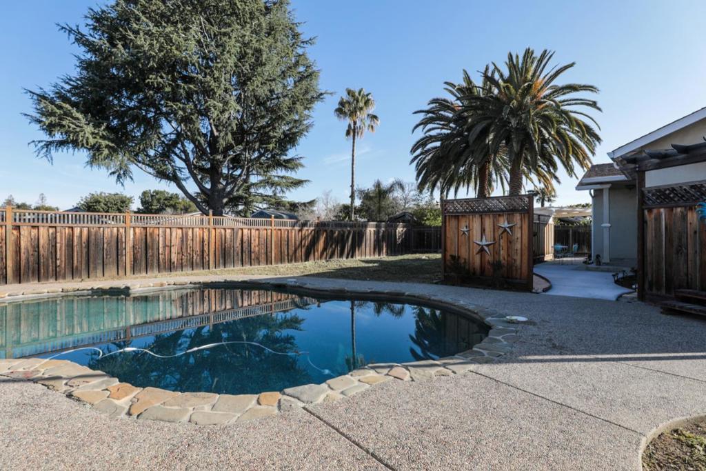1150 Shamrock Drive Property Photo 19
