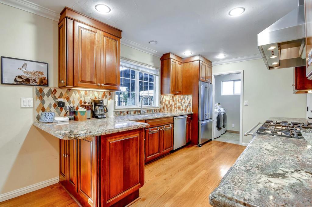 433 Daniel Way Property Photo 10