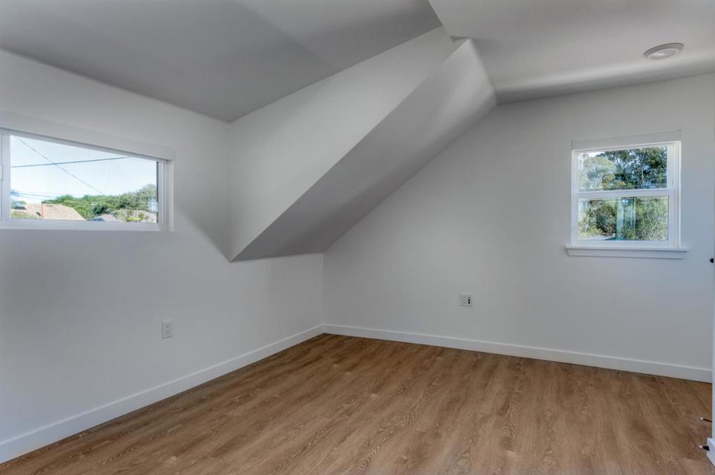 2526 Mattison Lane Property Photo 15