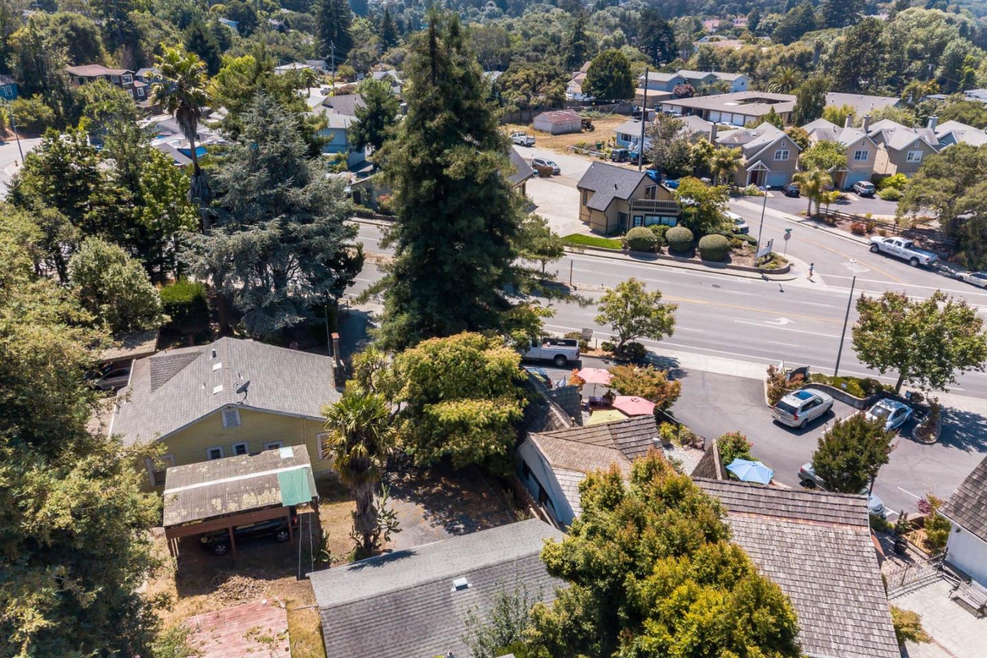 5035 Soquel Drive Property Photo 13