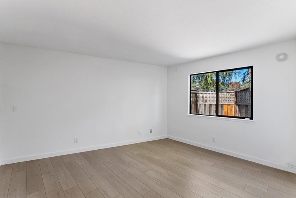 1069 7th Avenue Property Photo 13