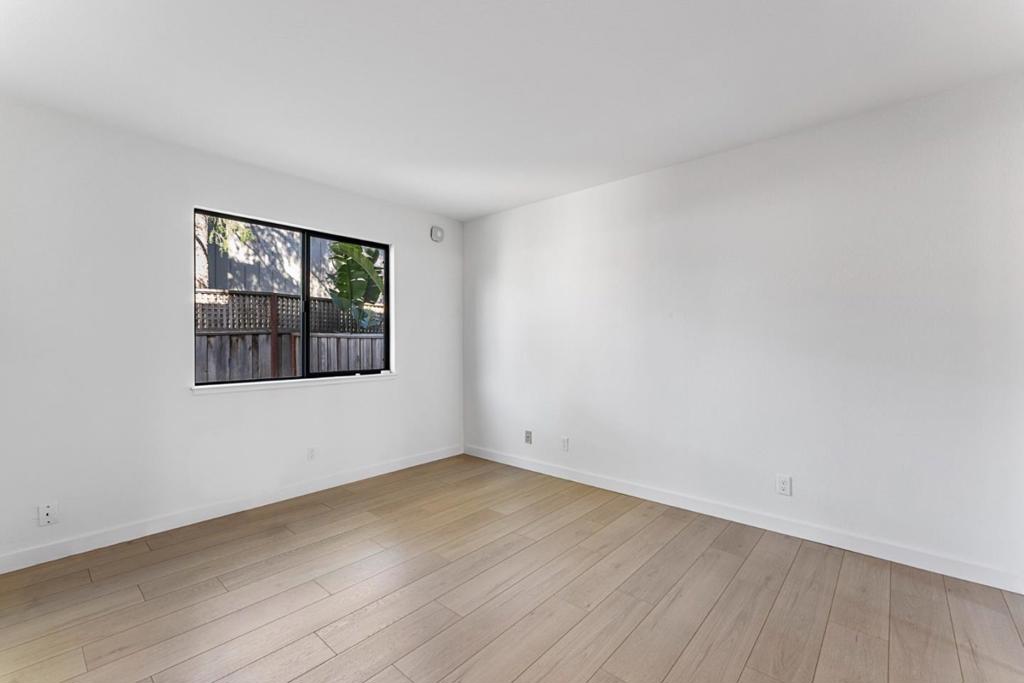 1069 7th Avenue Property Photo 16