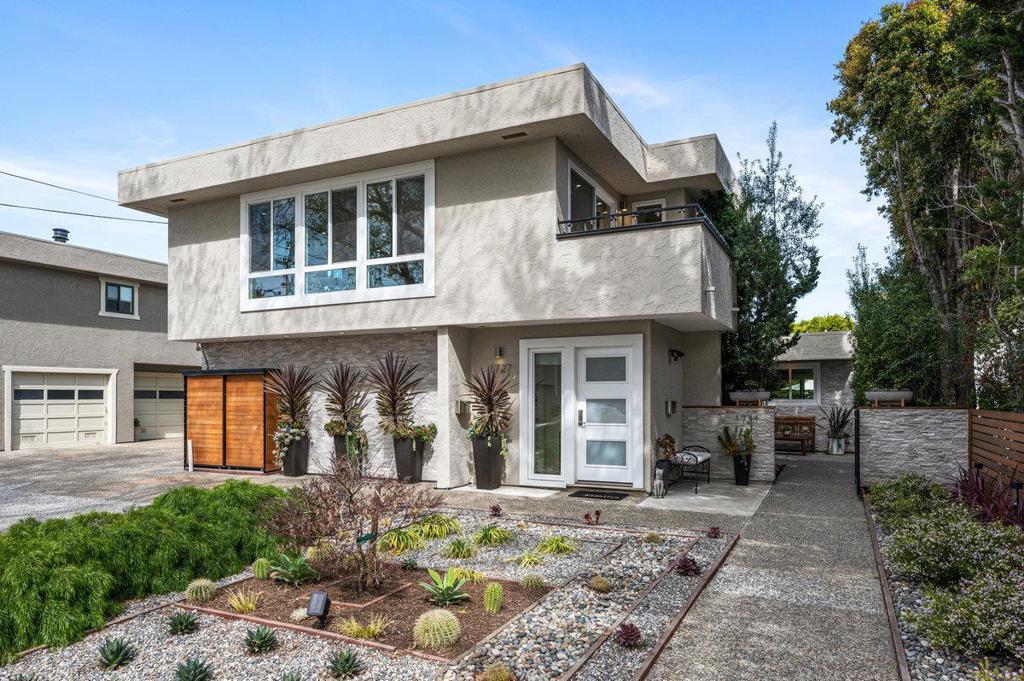 1727 Gum Street Property Photo 3