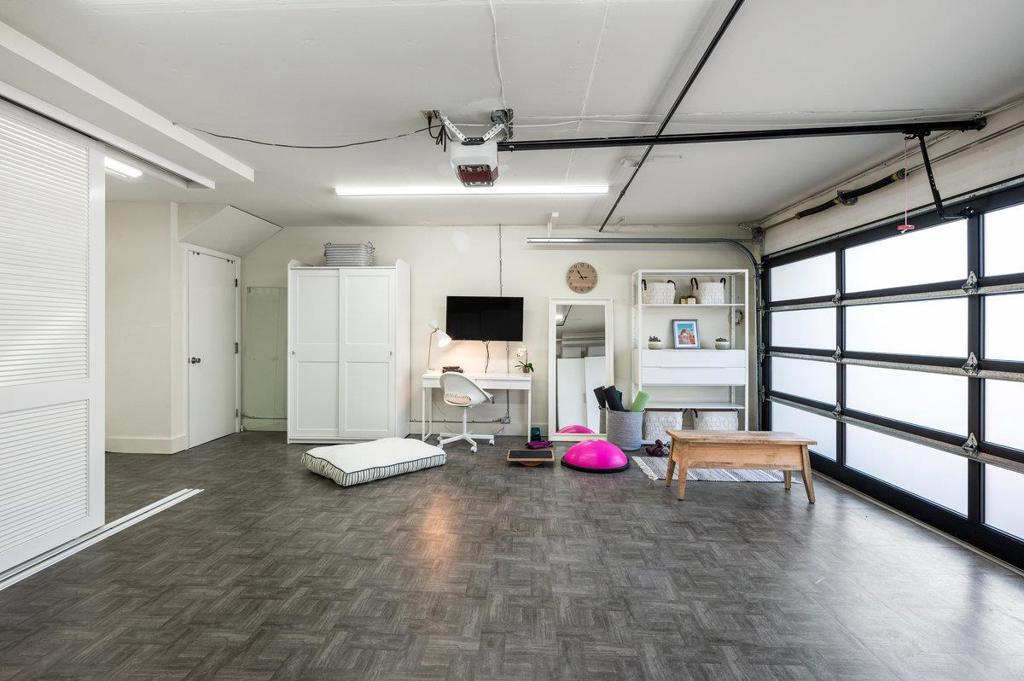1727 Gum Street Property Photo 33