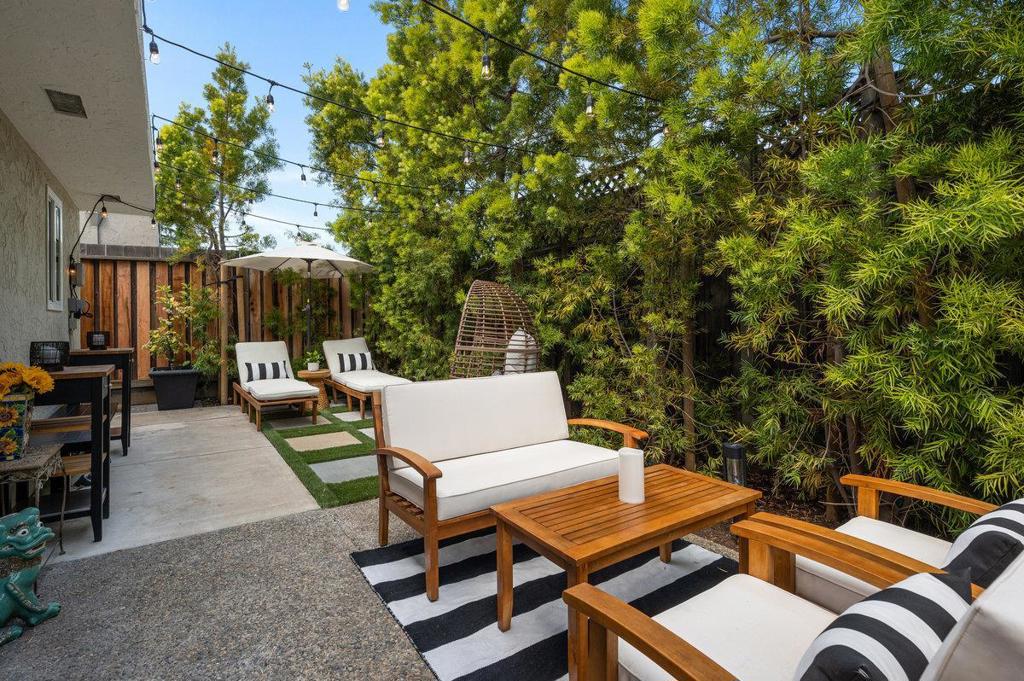 1727 Gum Street Property Photo 41