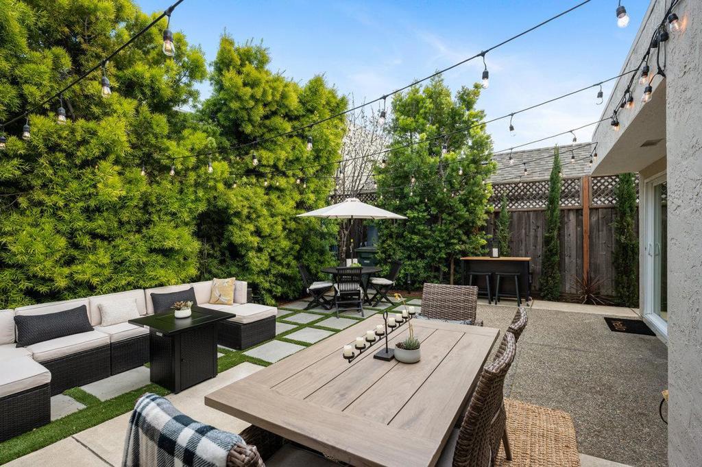 1727 Gum Street Property Photo 43