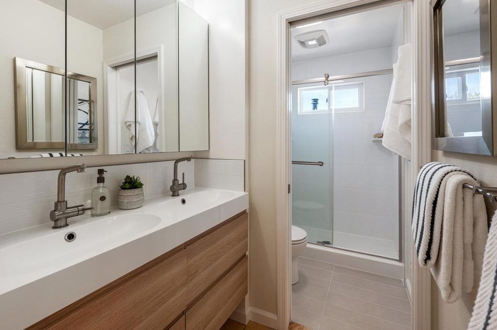 1727 Gum Street Property Photo 68