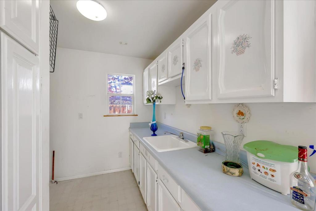 679 Sleeper Avenue Property Photo 49