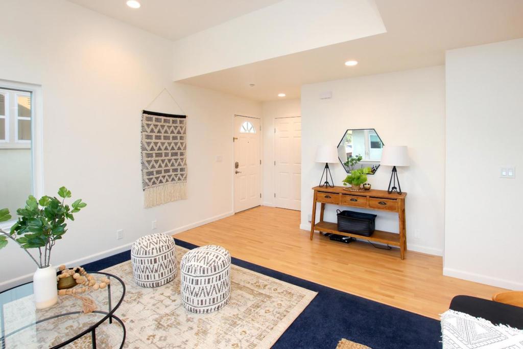 1031 Cayuga Street Property Photo 45