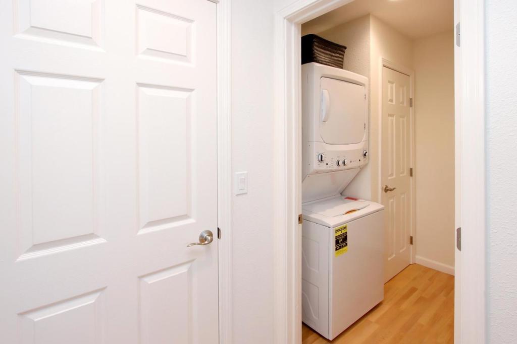 1031 Cayuga Street Property Photo 49
