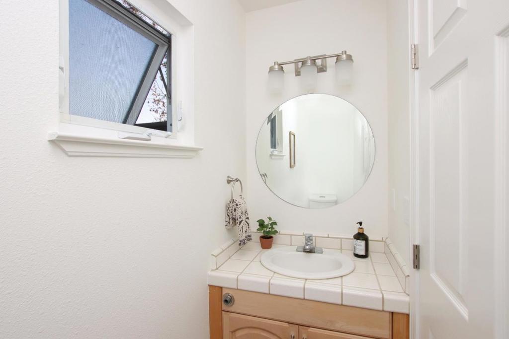 1031 Cayuga Street Property Photo 75