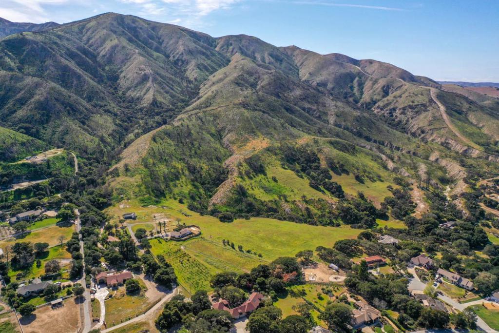 ML81884482 Property Photo 1