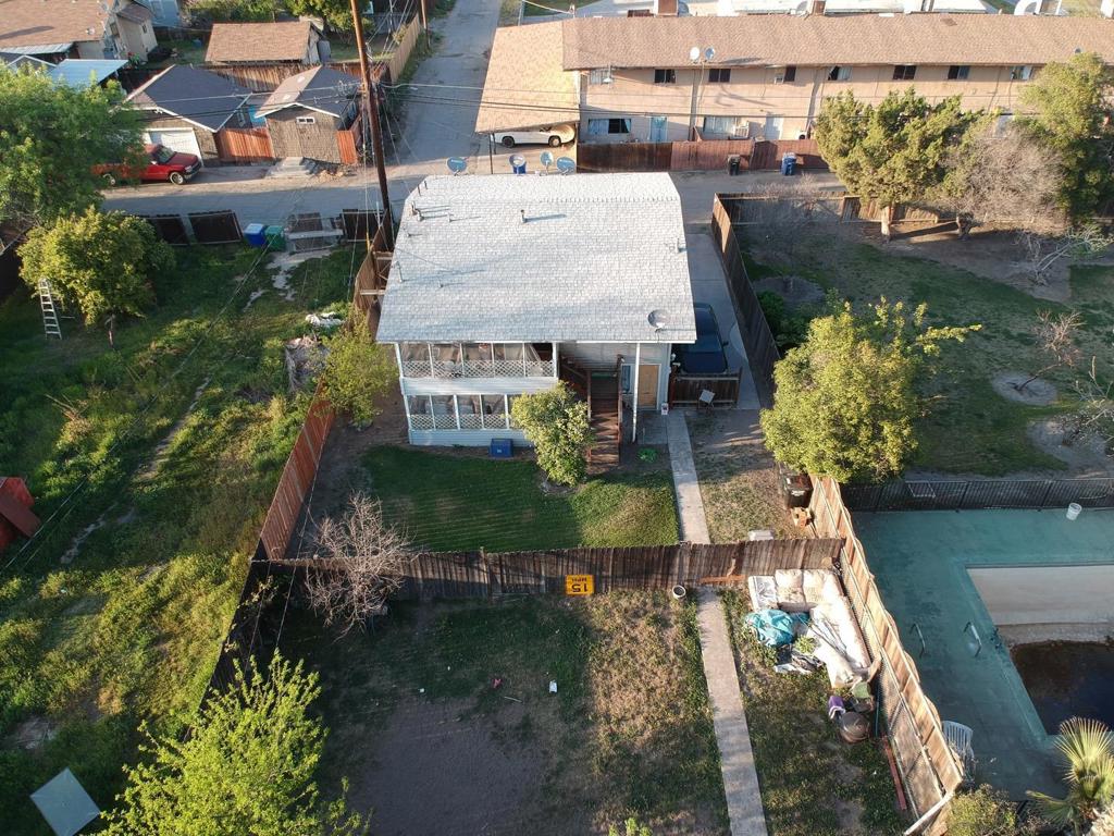 1408 Whitley Avenue Property Photo 6
