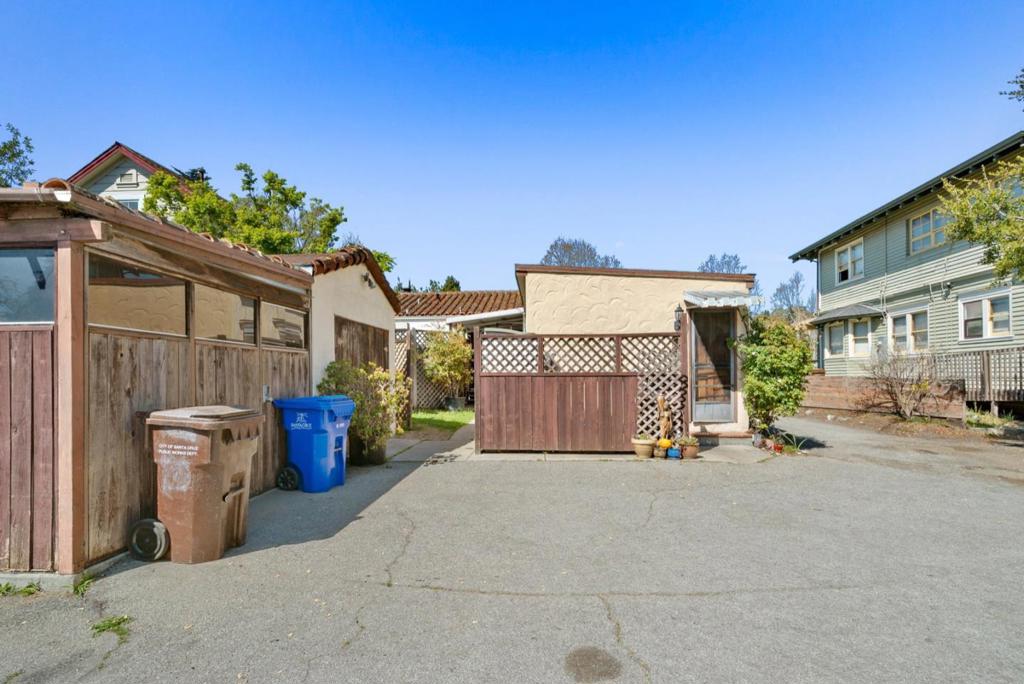 715 Mission Street Property Photo 33