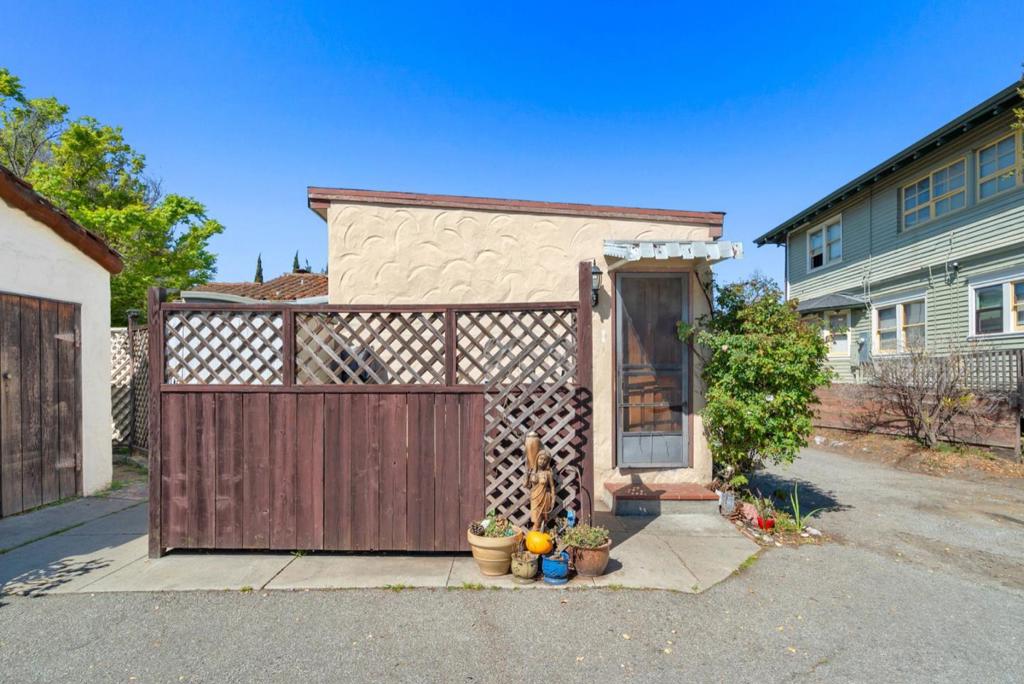 715 Mission Street Property Photo 34