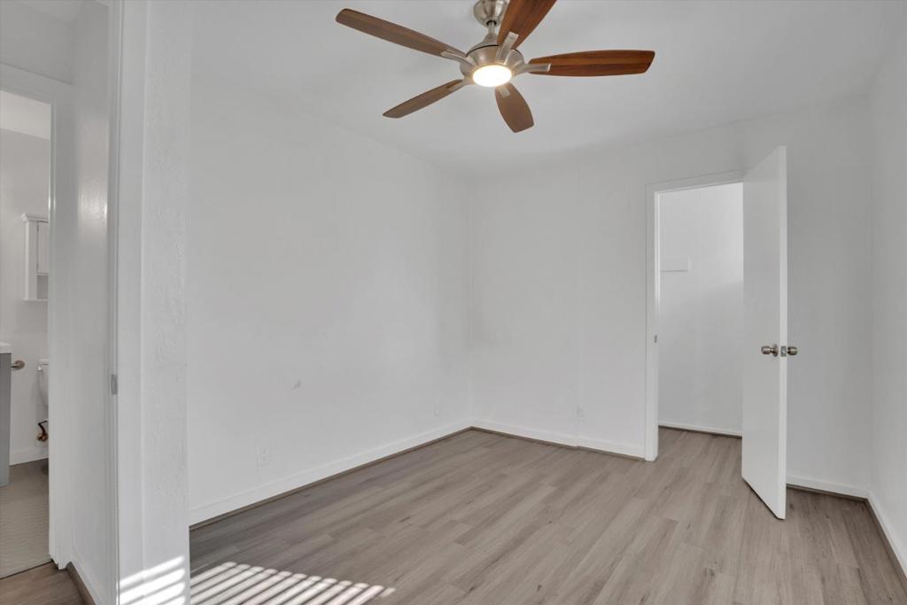 922 Valota Road Property Photo 28