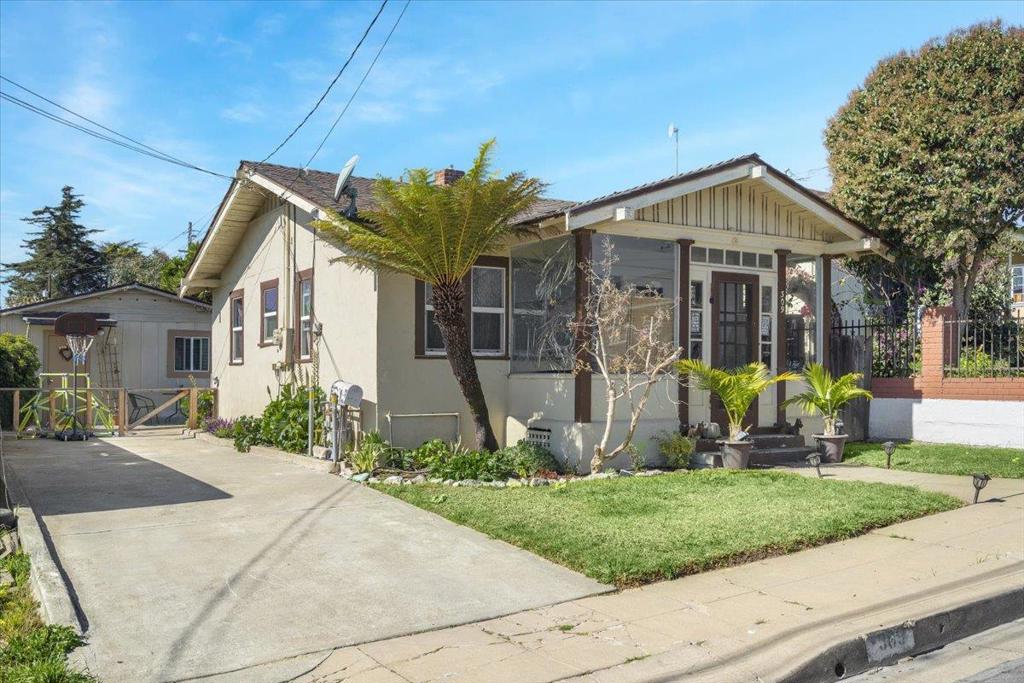 309 Jefferson Street Property Photo 1