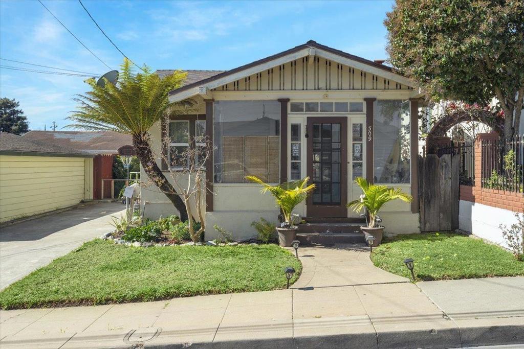 309 Jefferson Street Property Photo 2