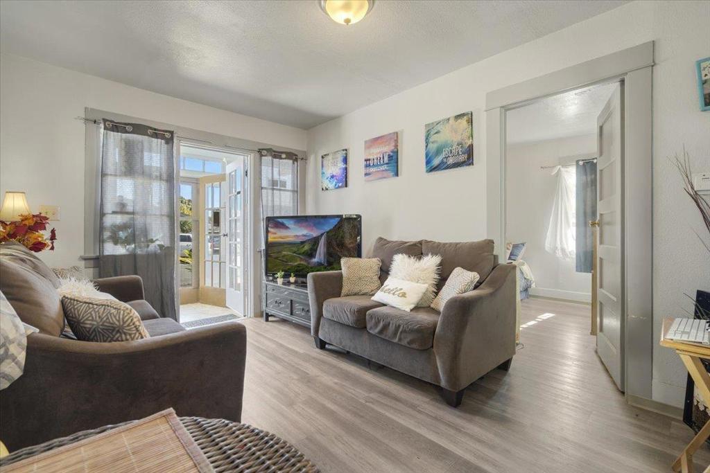 309 Jefferson Street Property Photo 5