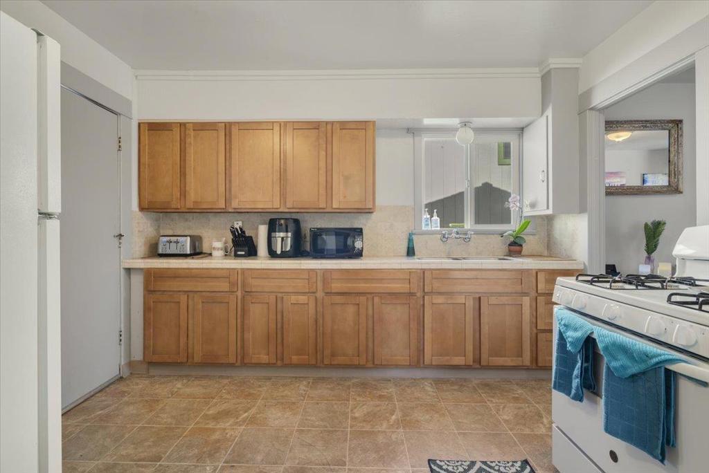 309 Jefferson Street Property Photo 7