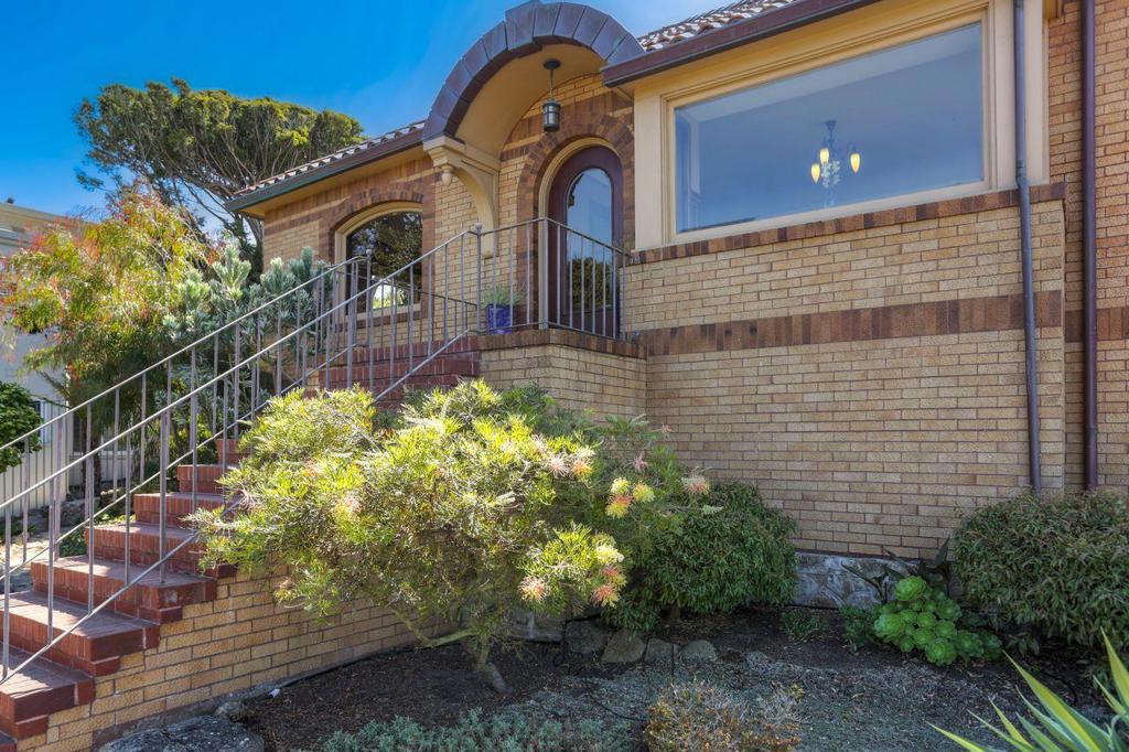 289 Lighthouse Avenue Property Photo 7