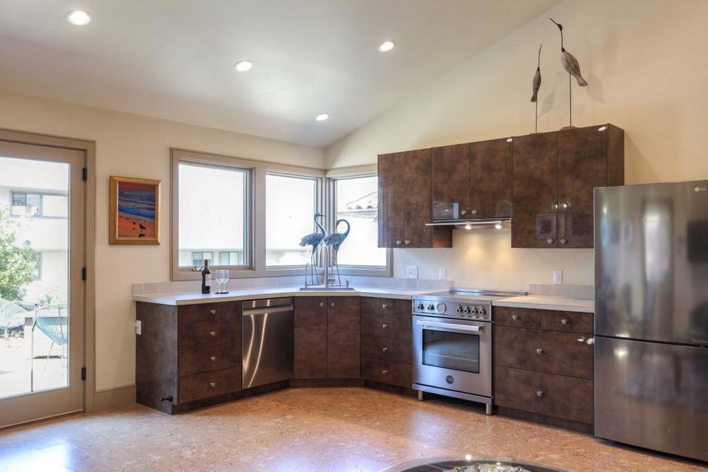 289 Lighthouse Avenue Property Photo 35