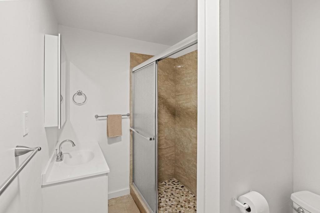 ML81889805 Property Photo 24