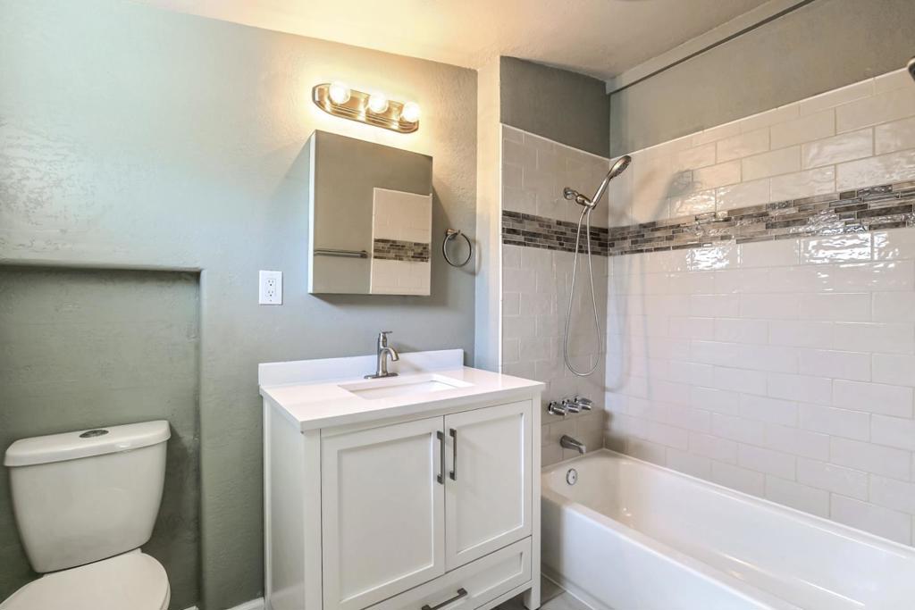 1493 Ford Avenue Property Photo 6
