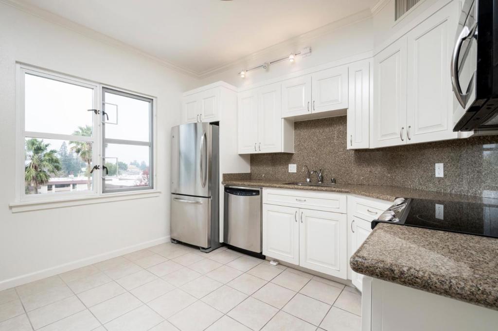 1 Baldwin Avenue 517 Property Photo 6