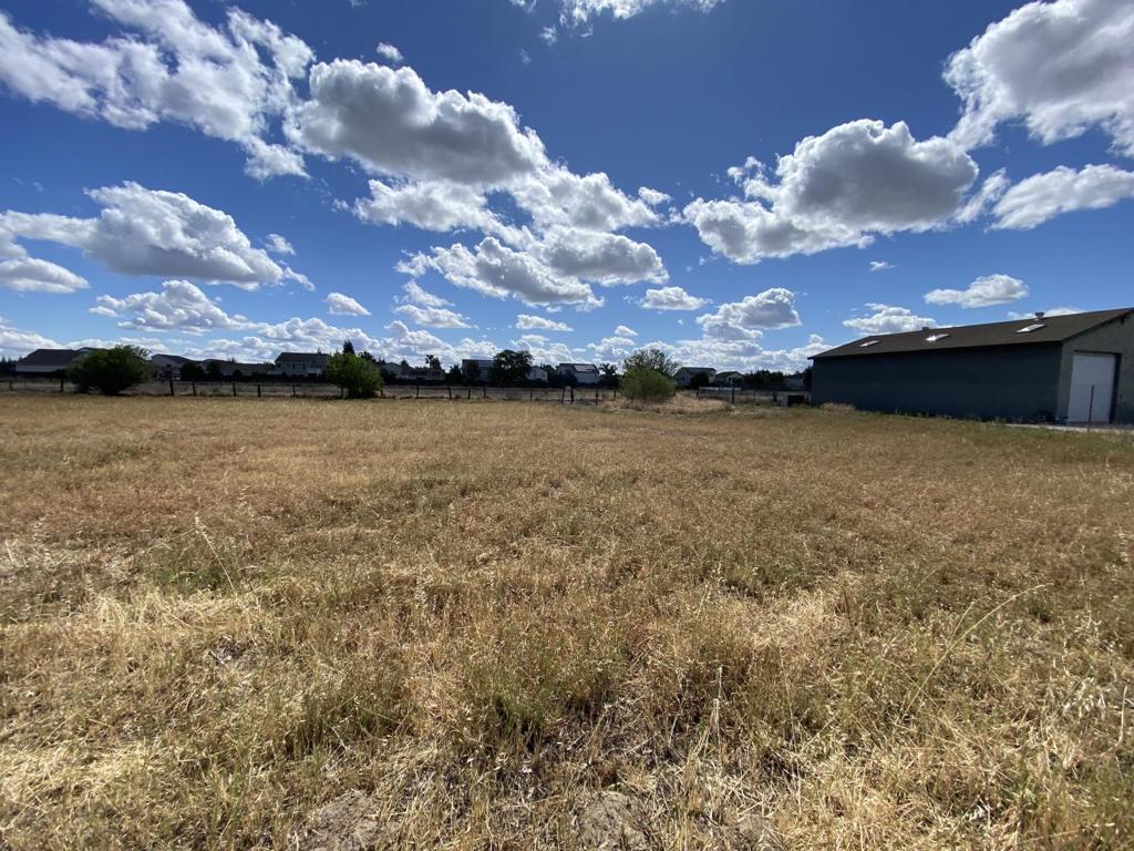 16244 Cottage Avenue Property Photo 2