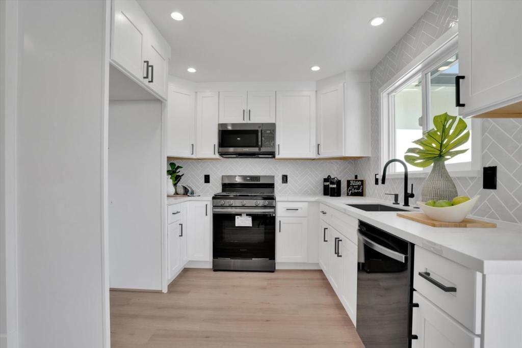 ML81891352 Property Photo 11