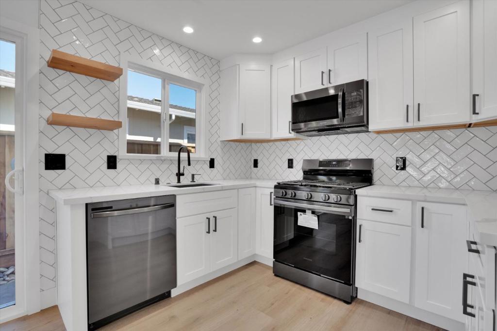ML81891352 Property Photo 23