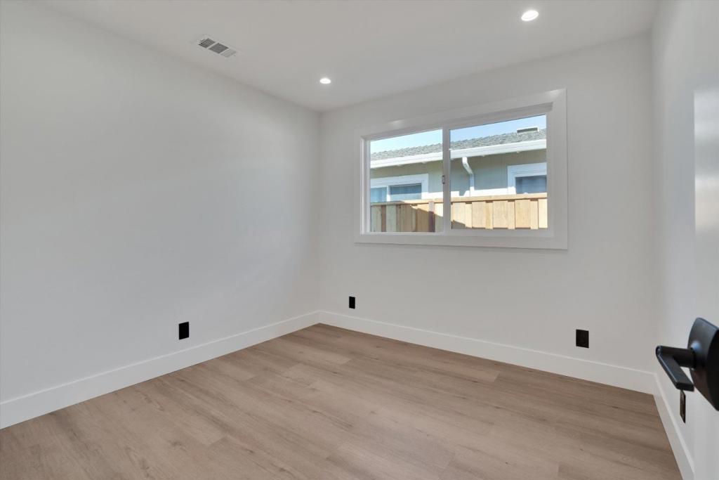 ML81891352 Property Photo 29