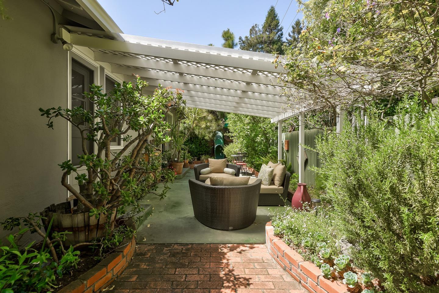 ML81891818 Property Photo 23