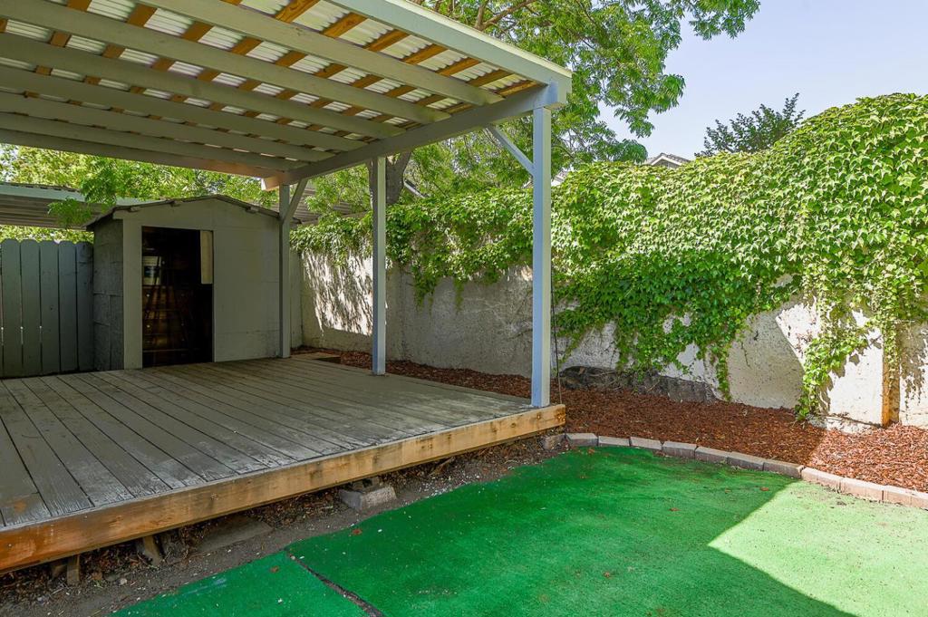 16735 Del Monte Avenue Property Photo 13