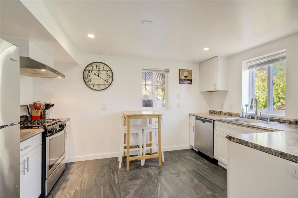 ML81892905 Property Photo 26