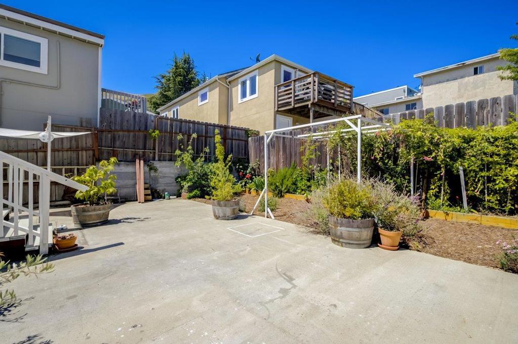 ML81892905 Property Photo 38
