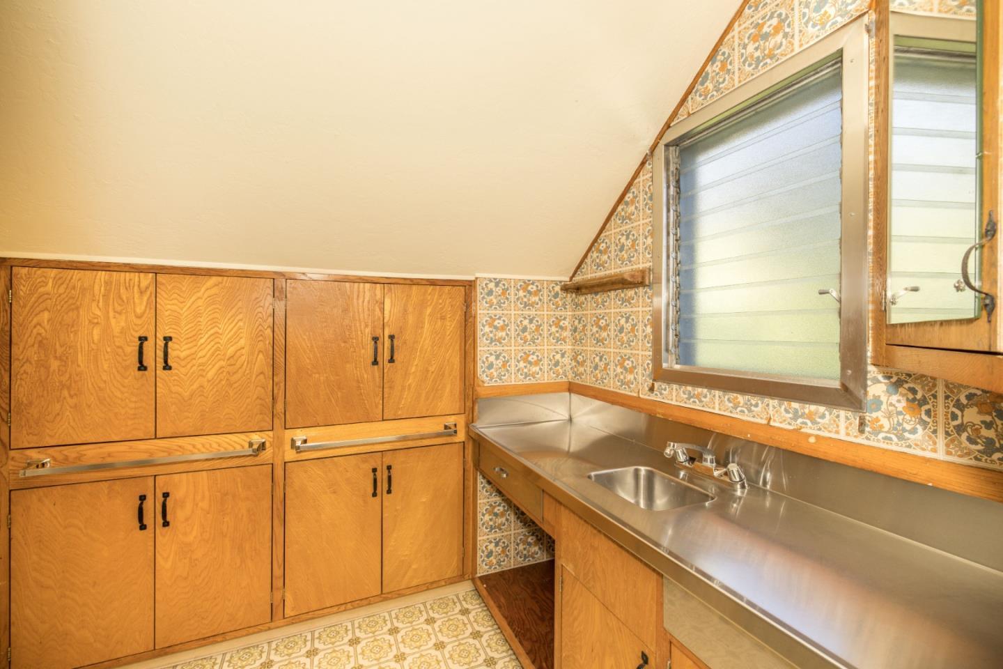 ML81893455 Property Photo 21