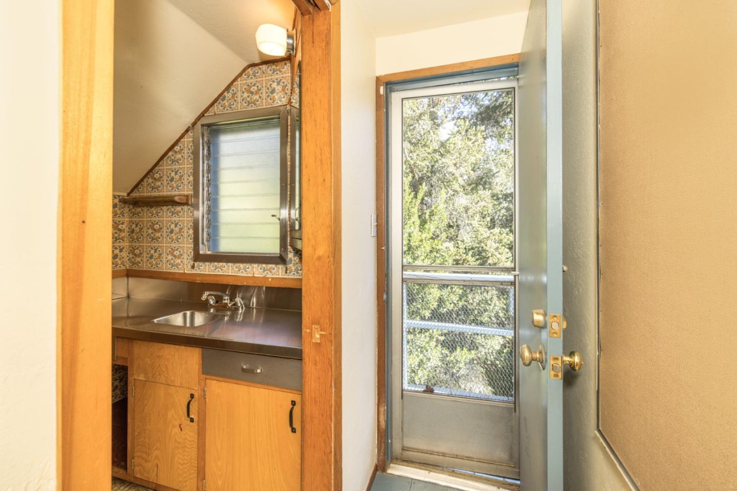 ML81893455 Property Photo 22