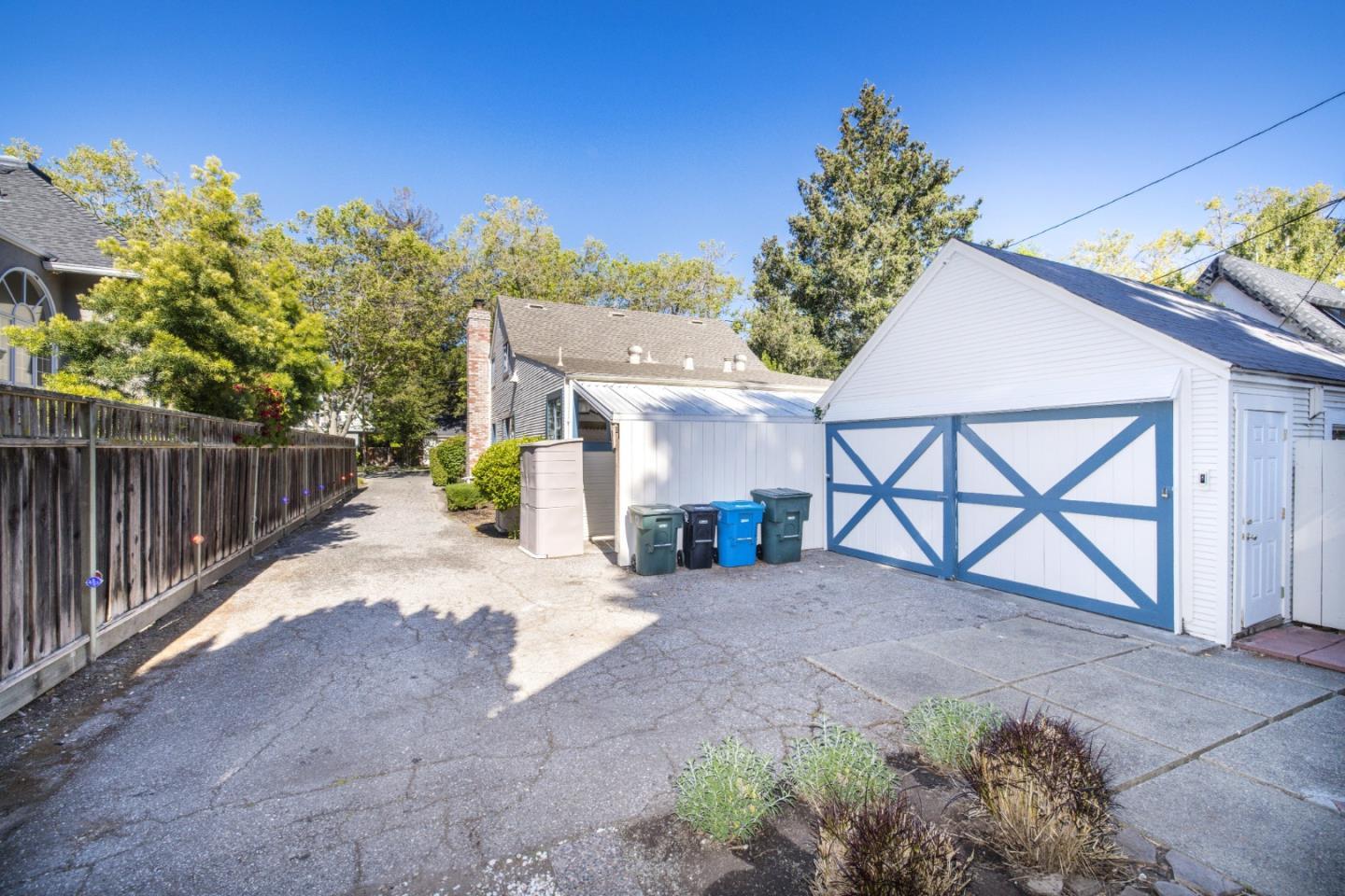 ML81893455 Property Photo 24