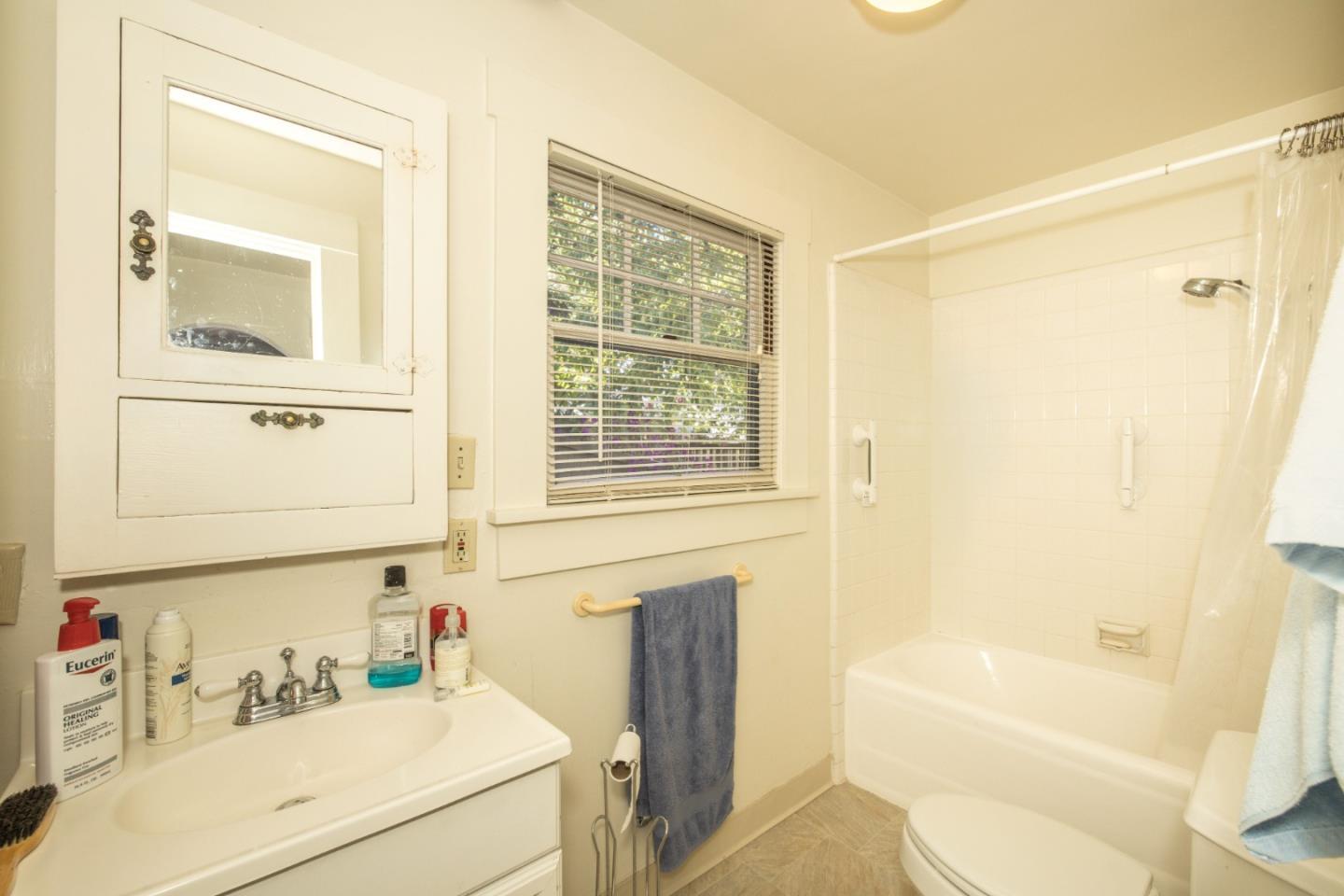 ML81893455 Property Photo 31