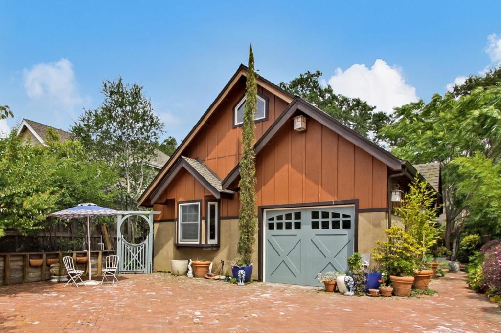 36 Forrest Avenue Property Photo 1