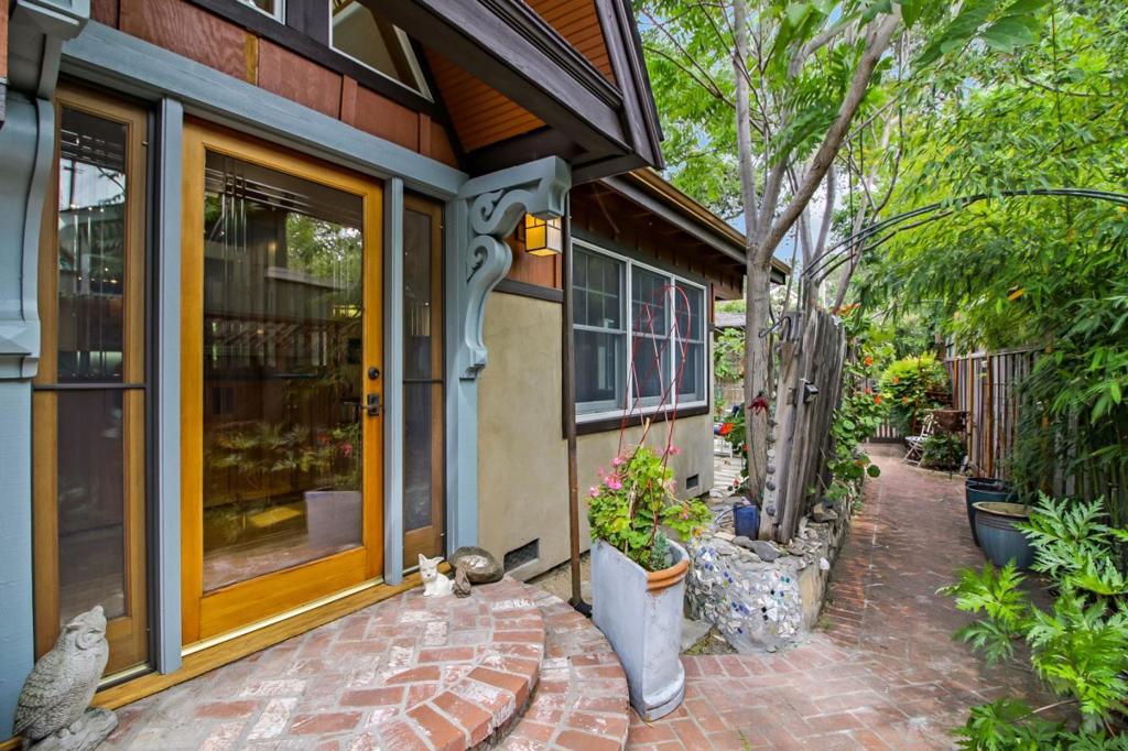 36 Forrest Avenue Property Photo 3
