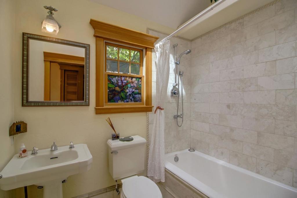 36 Forrest Avenue Property Photo 18