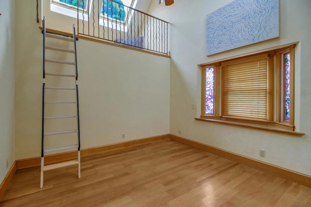 36 Forrest Avenue Property Photo 19